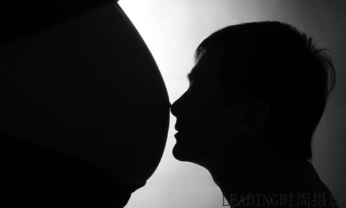 硅胶隆胸危害有哪些